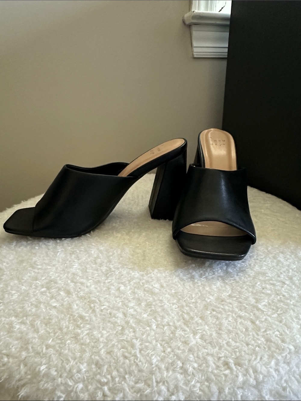 a new day Black Open-Toe Block Heel Mules